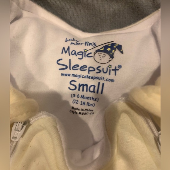 Baby Merlin's Magic Sleepsuit (Small) 3-6 m - Picture 3 of 5